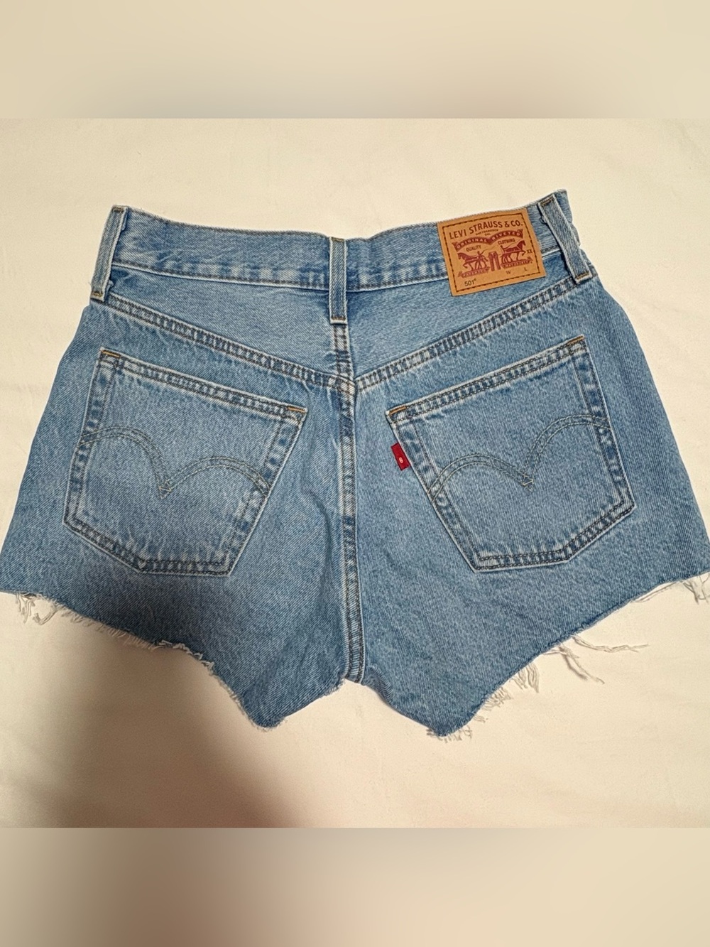 Levi’s 501 Original Short - Picture 7 of 7